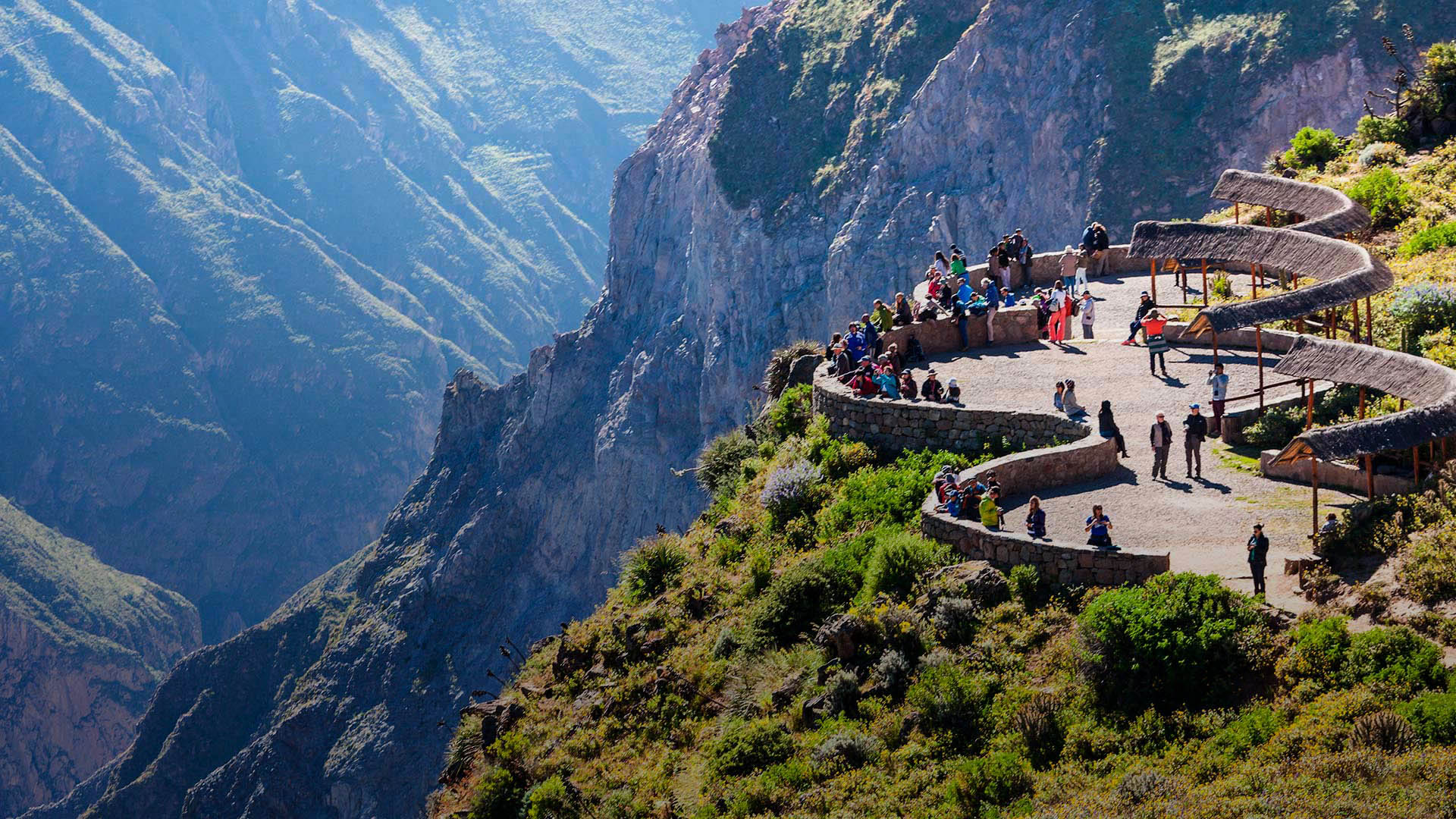 Visit to the Colca Valley and its surroundings